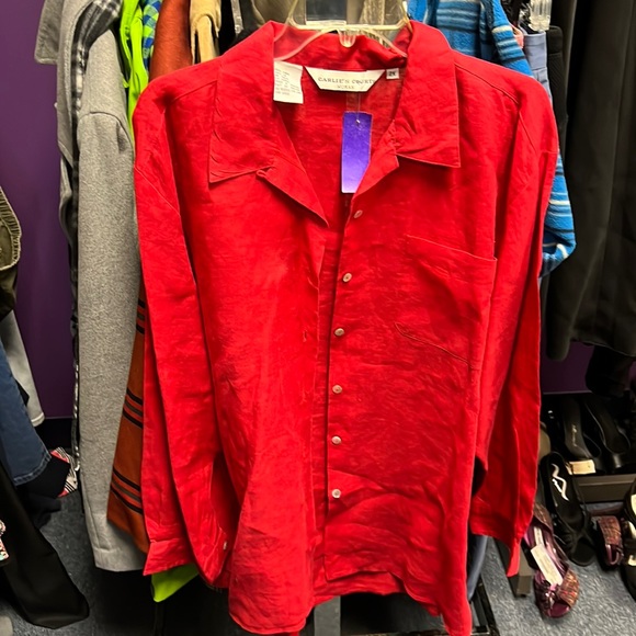 💜Carlie’s Court Red Linen Button Down 2X - Picture 1 of 2